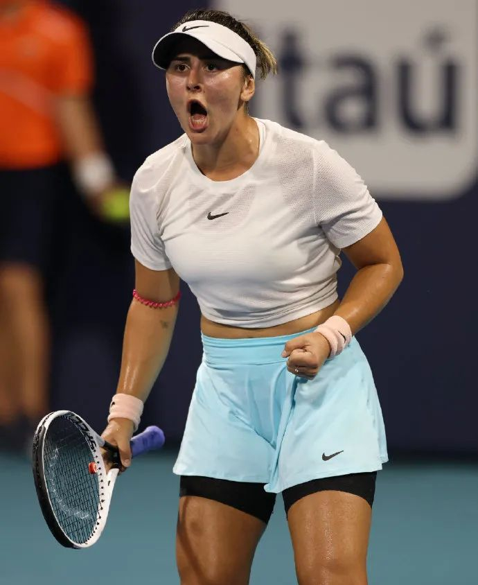 包含穆古鲁扎新星赛况扑朔迷离表现惊艳,老鹰未来可期!的词条 包含穆古鲁扎新星赛况扑朔迷离表现惊艳,老鹰未来可期!的词条